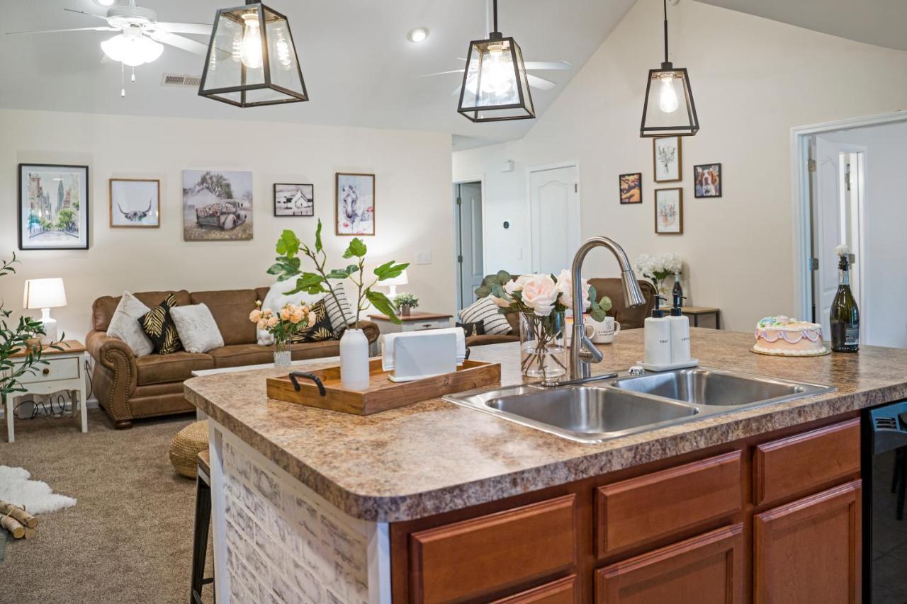 הוילה פיג'ן פורג' Luxe Quiet Townhouse W/Parking/Pool/By Dollywood מראה חיצוני תמונה
