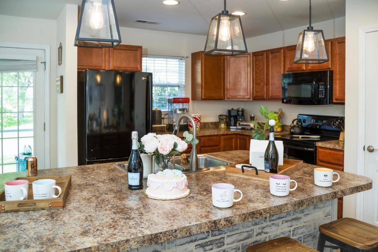 הוילה פיג'ן פורג' Luxe Quiet Townhouse W/Parking/Pool/By Dollywood מראה חיצוני תמונה